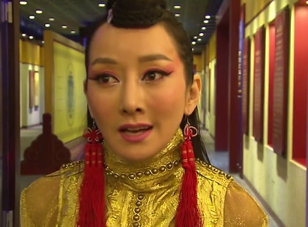 快乐女声2011 萨顶顶助阵快女
