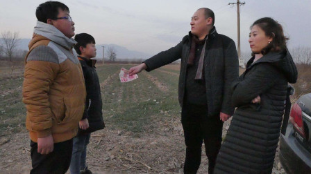 农村怪象：有钱人更抠门，穷人反而更大方孝顺