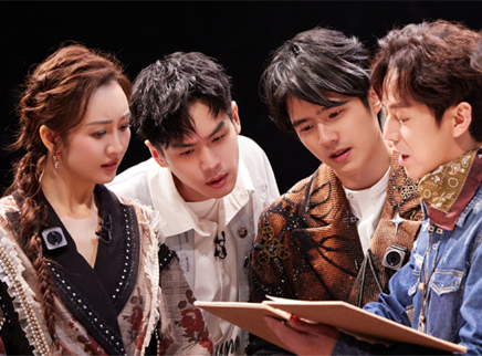 王鸥再现“碟飞飞”名场面