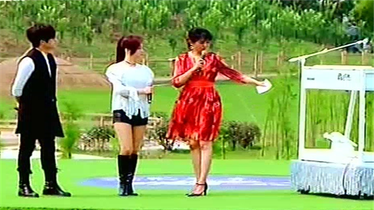 玖月奇迹 唱响经典红歌《万泉河水清又清》