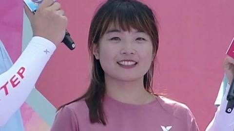 三胎宝妈最后一关脚滑落水 教师分享2岁宝宝暖心故事