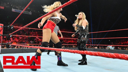 WWE RAW 2019 【RAW 09/02】莱西演技一流 趴在边绳装哭