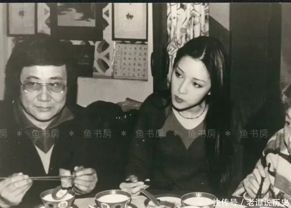 胡茵梦的私人相册，曾经是李敖前妻，第5张是在签订离婚协议书 - 360娱乐，你开心就好