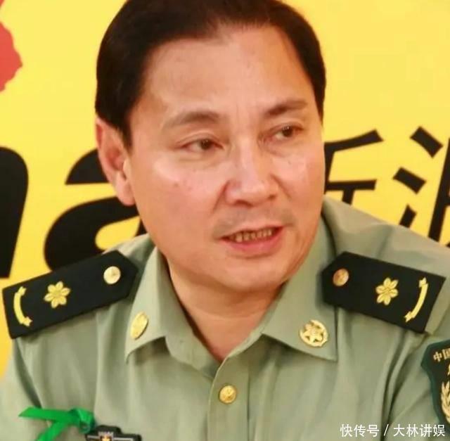 扮演小平同志的特型演员卢奇，出生于军人家庭，卓琳见了他都说像 - 360娱乐，你开心就好