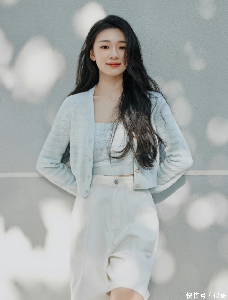 《狗剩快跑》中的女演员戏里戏外反差大，戏里土掉渣，戏外美如花 - 360娱乐，你开心就好