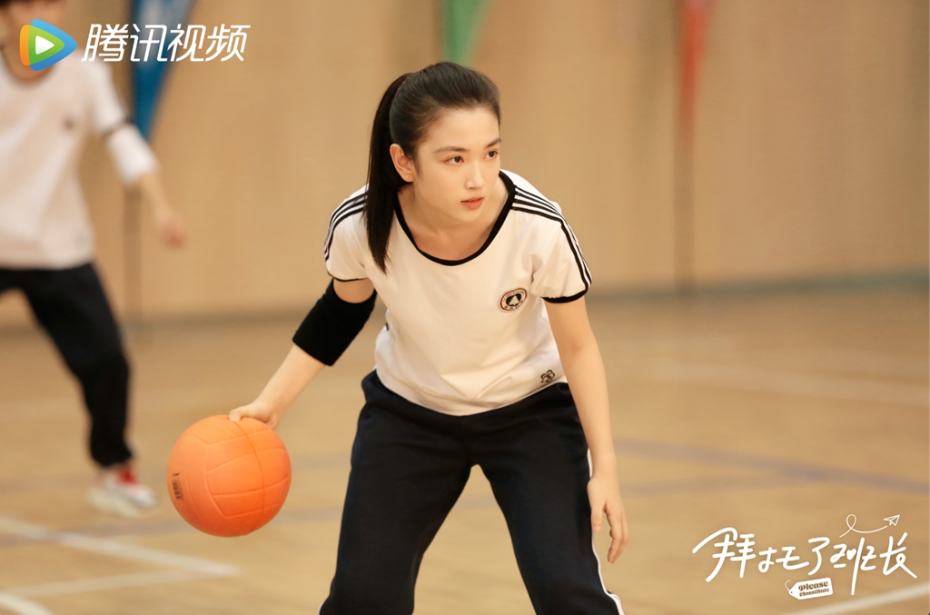 《拜托了班长》勾勒全新校园画卷 夏之光代露娃焉栩嘉联手演绎高三