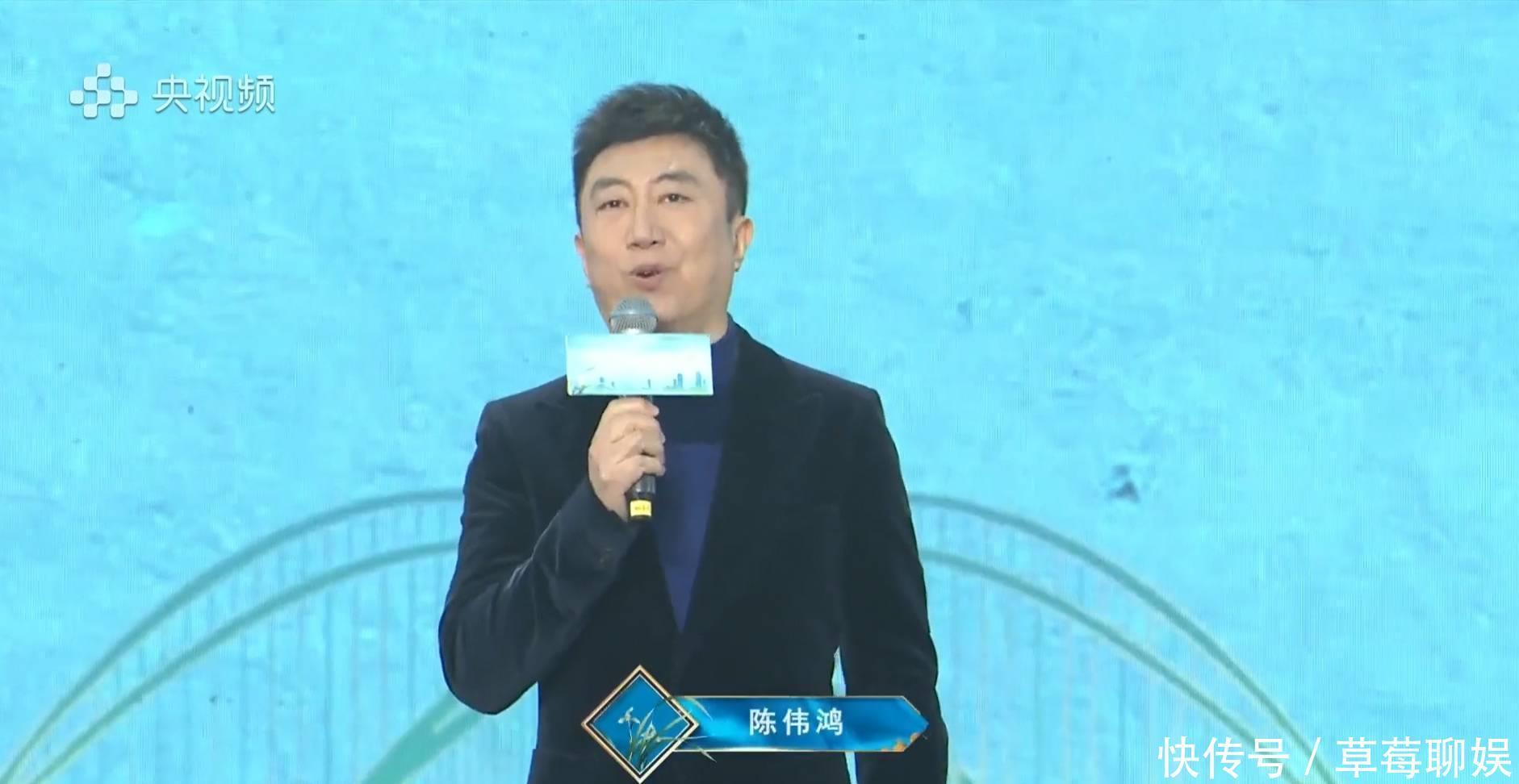央视财经专题晚会主持人，56岁老资历霸屏，90后00后新生代没机会 - 360娱乐，你开心就好
