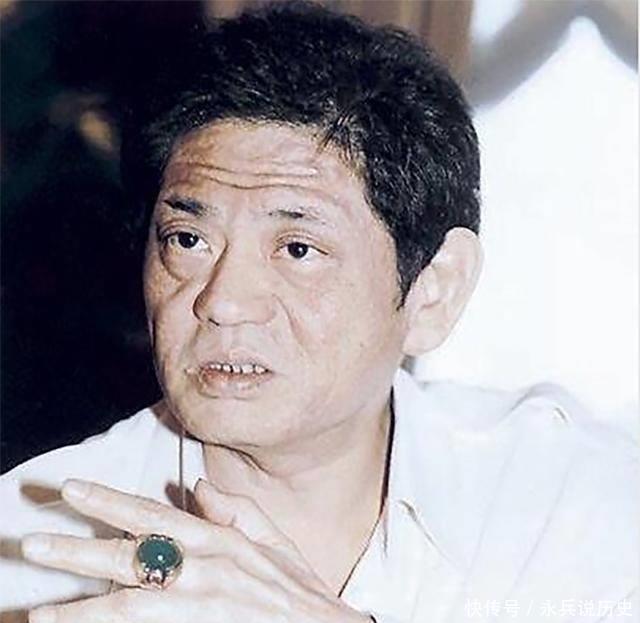 他45岁赚到亿万身家后，开始退休享乐，风流史无数拥有百名女伴 - 360娱乐，你开心就好