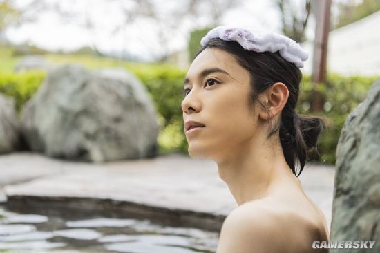 日本男声优泽城千春推出写真集还有女装照 绝美颜值不输小姐姐