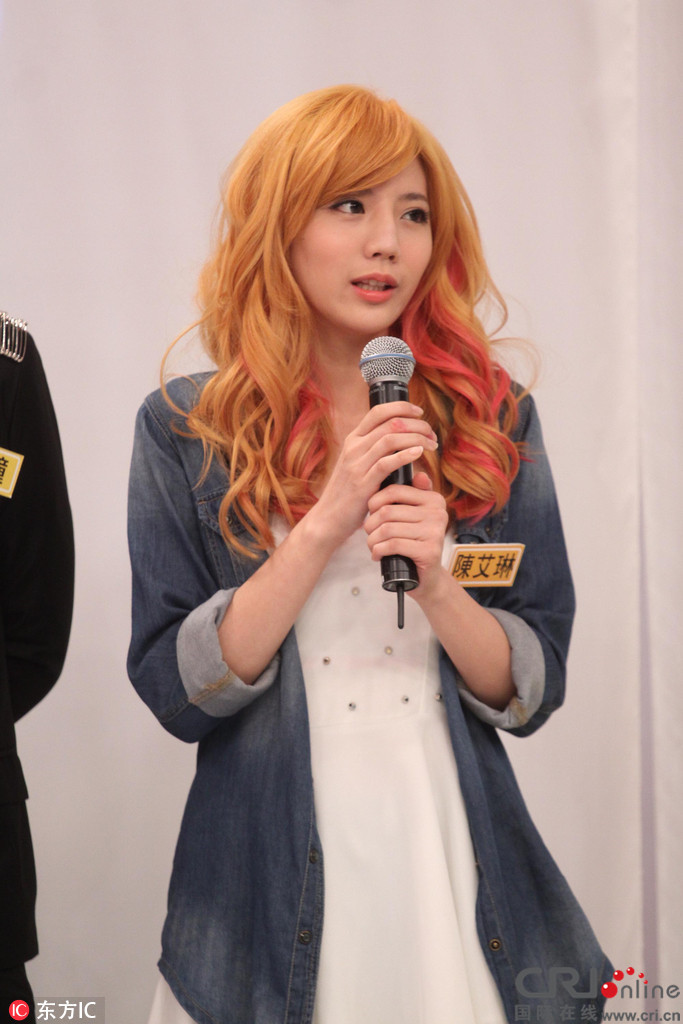 陈艾琳宣布与阿翔离婚 曾因老公劈腿约炮流产