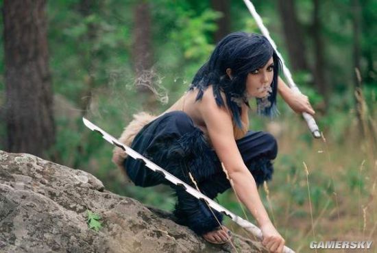 本欲斥奈何大知名coser带来胸肌之最的伊之助