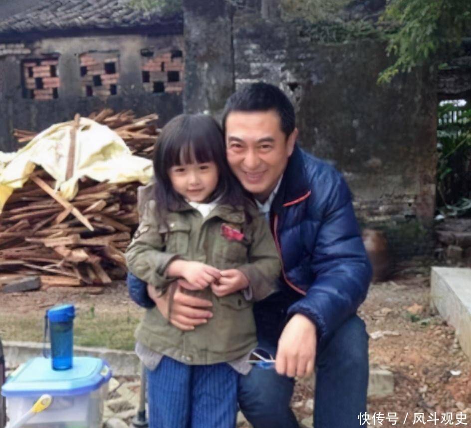 她被称全球最年轻美女:2岁出道年入百万,正好销声匿迹,今如何 - 360娱乐,你开心就好