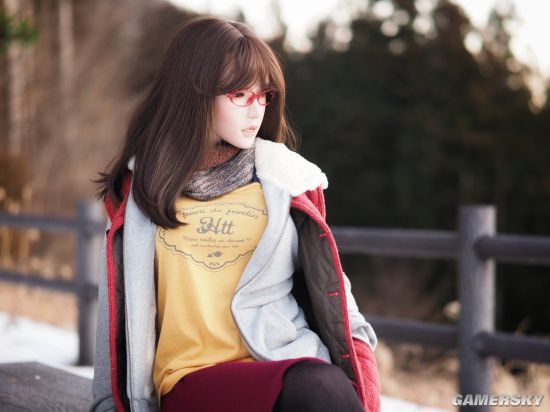 日本网友晒实体娃娃写真照带着老婆游遍美景