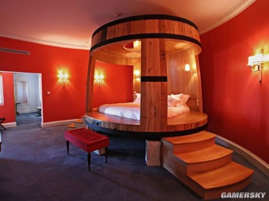 国外网友分享各种奇葩卧室诡异画风噩梦的素材有了