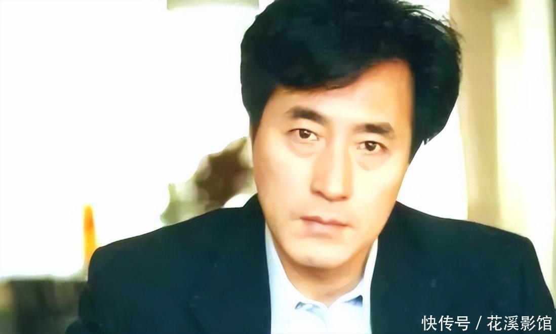 杨立新:只跑过3年龙套,儿子杨玏是他骄傲,36岁不结婚又成心病 - 360娱乐,你开心就好