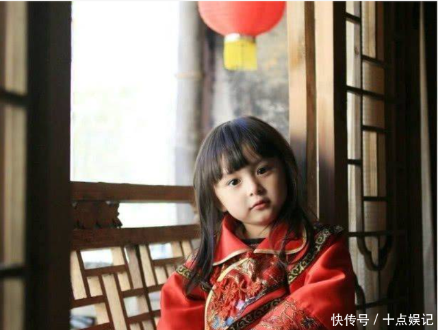 2岁出道年入百万,因长相甜美被禁止整容的刘楚恬,如今变成啥样 - 360娱乐,你开心就好