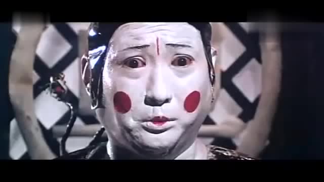  b>人吓人粤语 /b>版,洪金宝假扮纸人想查明午马的死因