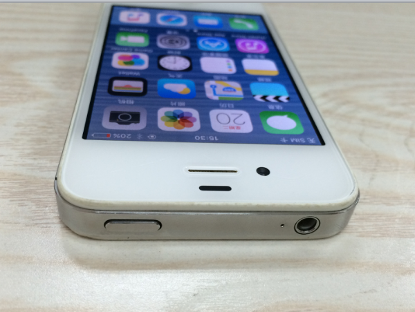 苹果【iphone 4s】白色 16 g 联通 3g/2g 移动2g 国行 七成新 真机