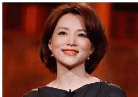 13新晋"央视一姐"26岁击败董卿,李红 美若天仙