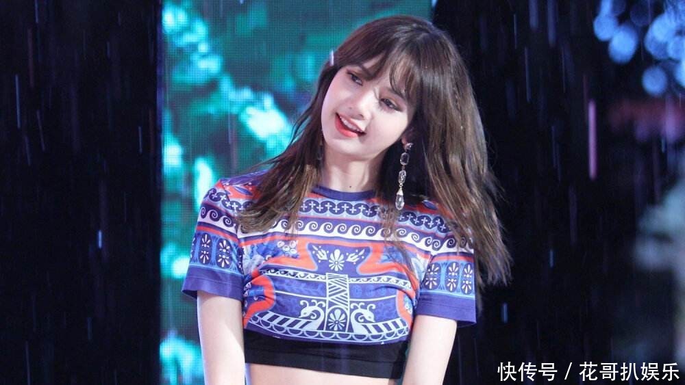 Lisa新照引发热议，直刘海再无清纯靓丽感，油腻颓废如夜场小妹 - 360娱乐，你开心就好