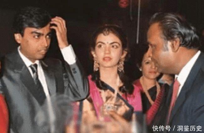 印度美人妮塔：22岁舞姿出众嫁入豪门，受宠35年，鼻环上挂满钻石 - 360娱乐，你开心就好