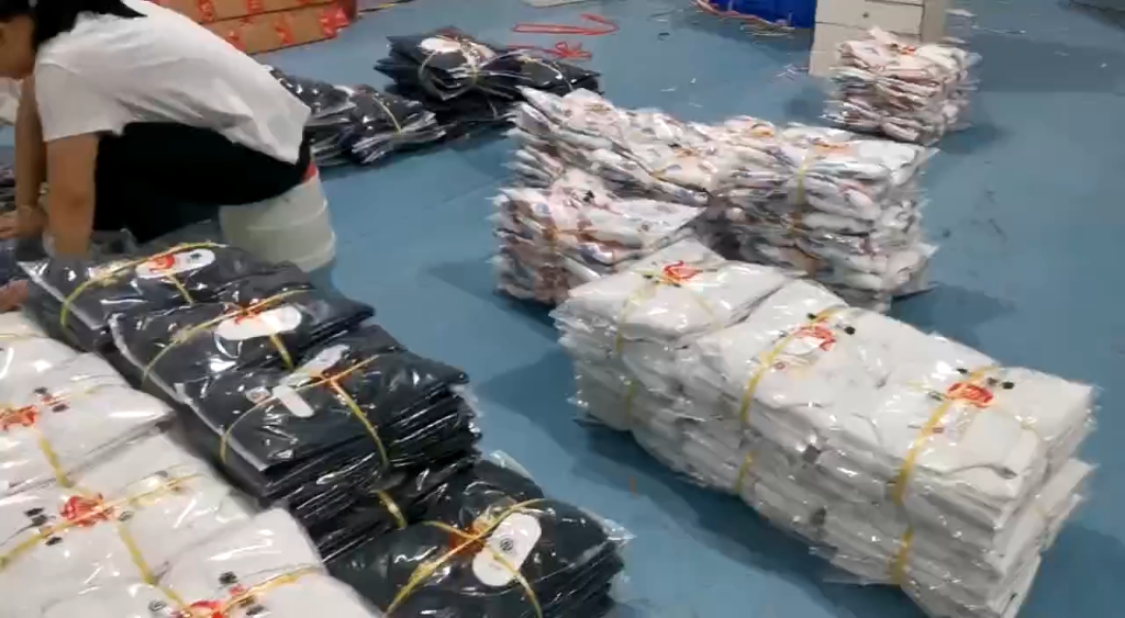 服装定制行业洞察：来样定制引领潮流趋势