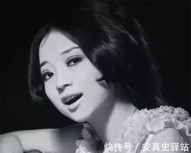 徐小凤:他和邓丽君同名 他一天刚满13岁 月薪只有600元