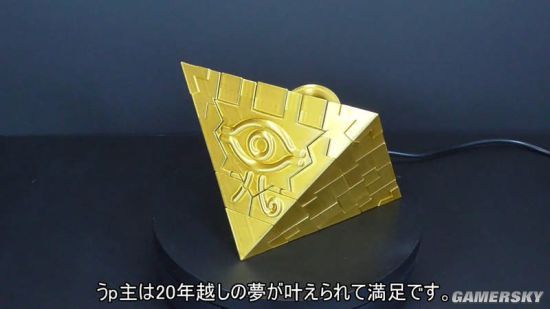 中重要的千年神器,它更是埃及创世神的神话里,金字塔顶端上的奔奔石