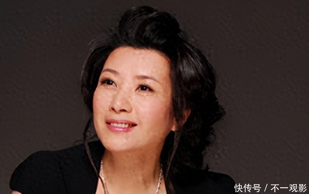 王静出道至今零绯闻，数十年如一日专注于演艺事业 - 360娱乐，你开心就好