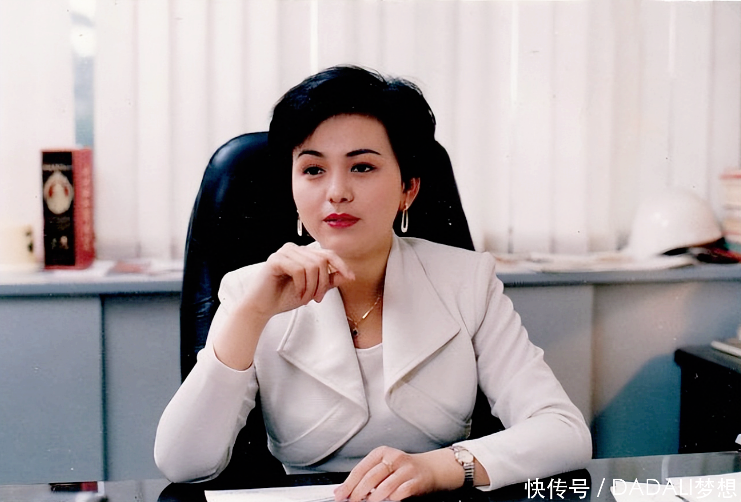 “雪姨”王琳：两婚两离，独自带大儿子，53岁强势翻红 - 360娱乐，你开心就好