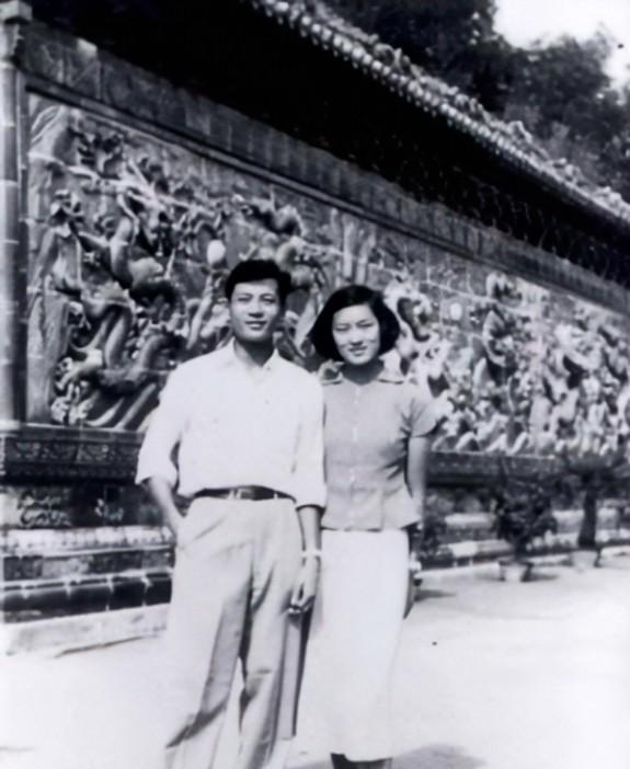 章含之嫁乔冠华被称天作之合，女儿洪晃却评她“太把男人当回事” - 360娱乐，你开心就好