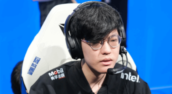 登顶多个热搜edgjiejie意外摔倒因伤暂别赛场