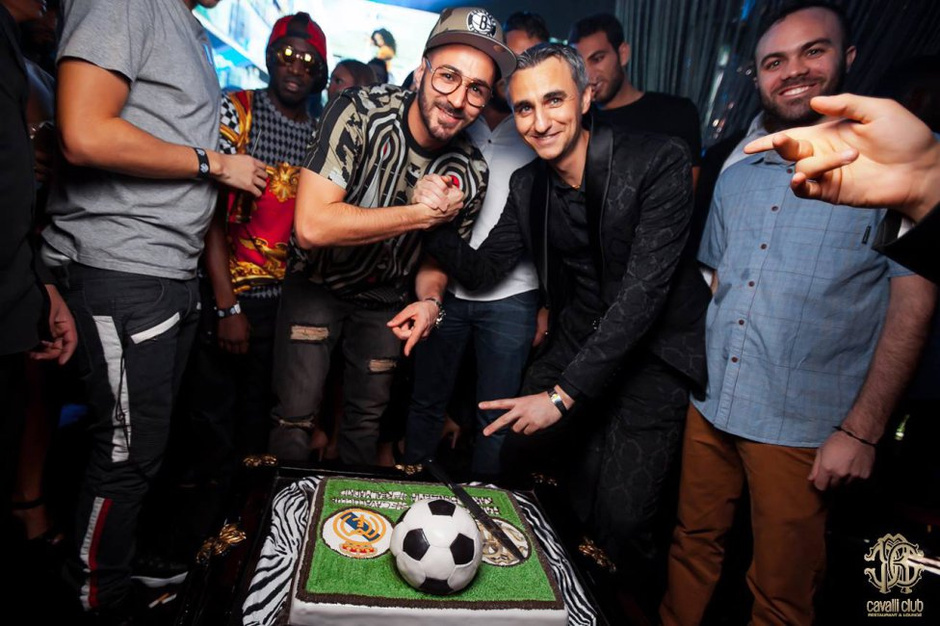 近日,本泽马庆祝了自己的28岁生日.