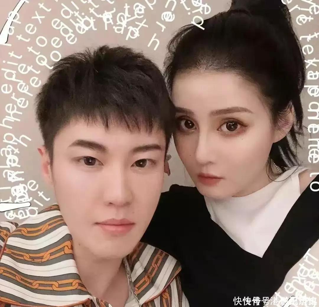 赵本山女儿球球,怀3月真幸福,网友疑惑:为何婚礼只