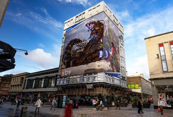 地平线西之绝境巨型广告牌现身英国各地游戏玩家的视觉盛宴