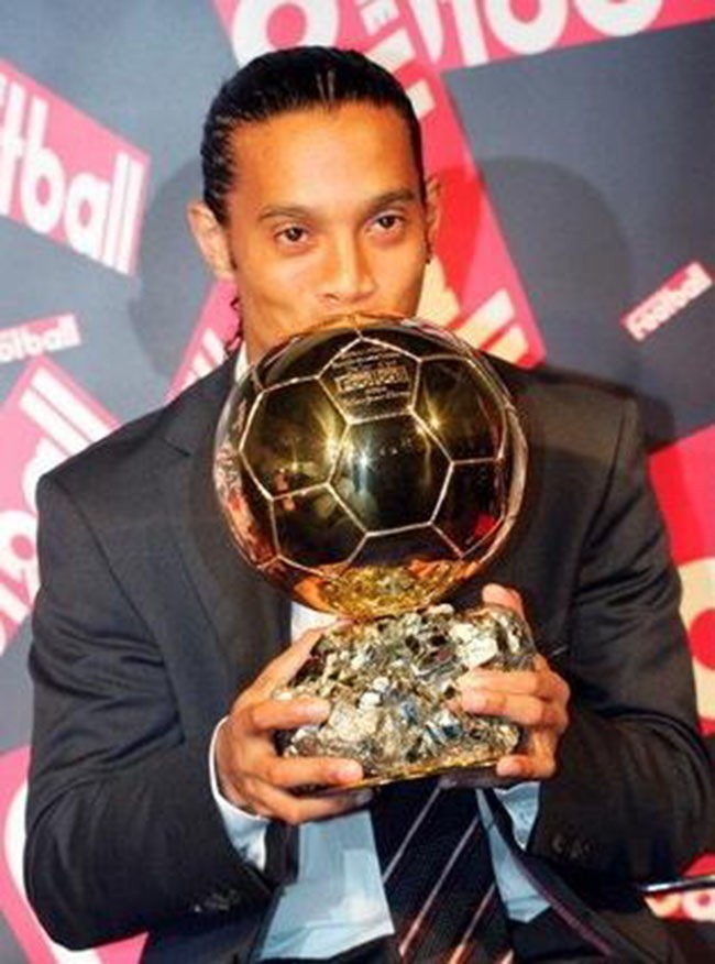 艺术足球不朽的精灵那个让伯纳乌倒戈的男人小罗生日快乐