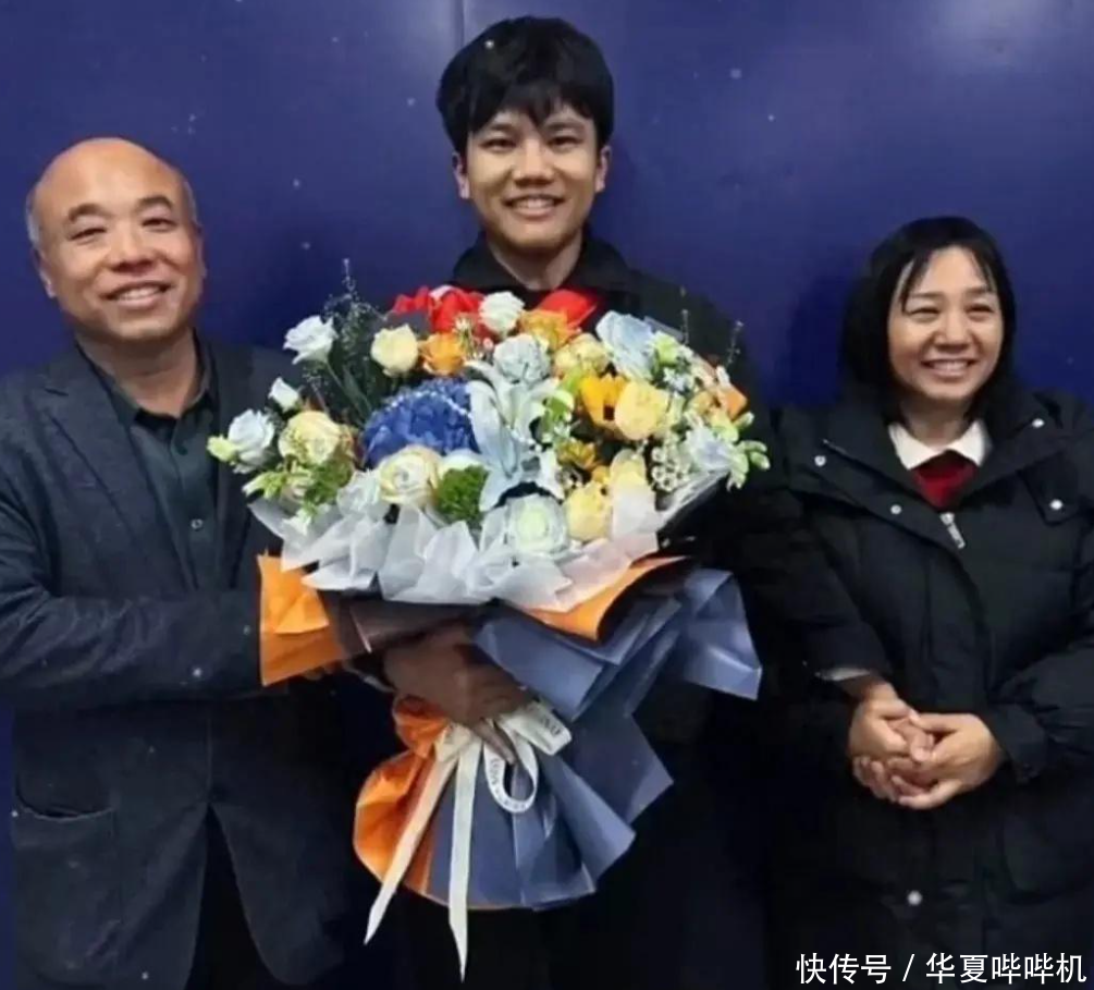 涂磊连与解清帅直播连线，不当言论持续发酵，本人回应后惹质疑 - 360娱乐，你开心就好