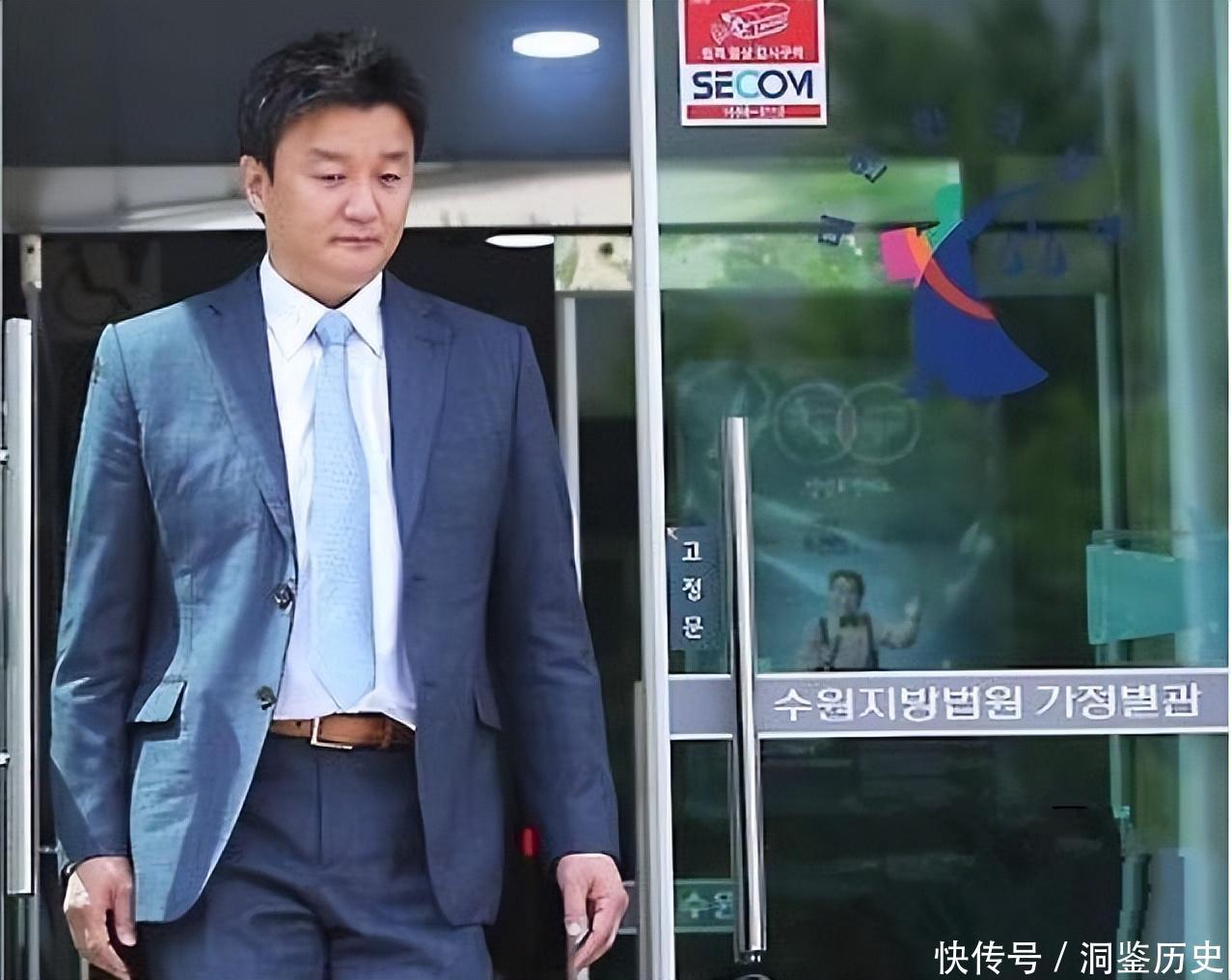 52岁李富真:和儿子同框美到犯规,当年下嫁保镖看似愚蠢实则妙招 - 360娱乐,你开心就好