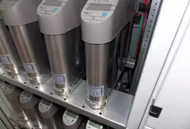 放电管接负载就响(放电管接负载就响了)
