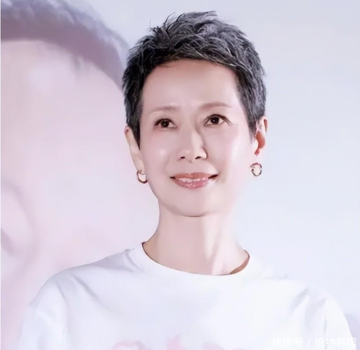 叶童：富豪丈夫屡次背叛却不离不弃，如今的她，证实刘德华没说错 - 360娱乐，你开心就好