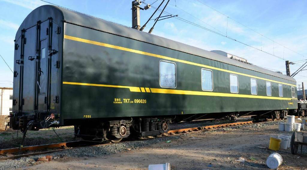 东风-41导弹铁路运输车疑似曝光