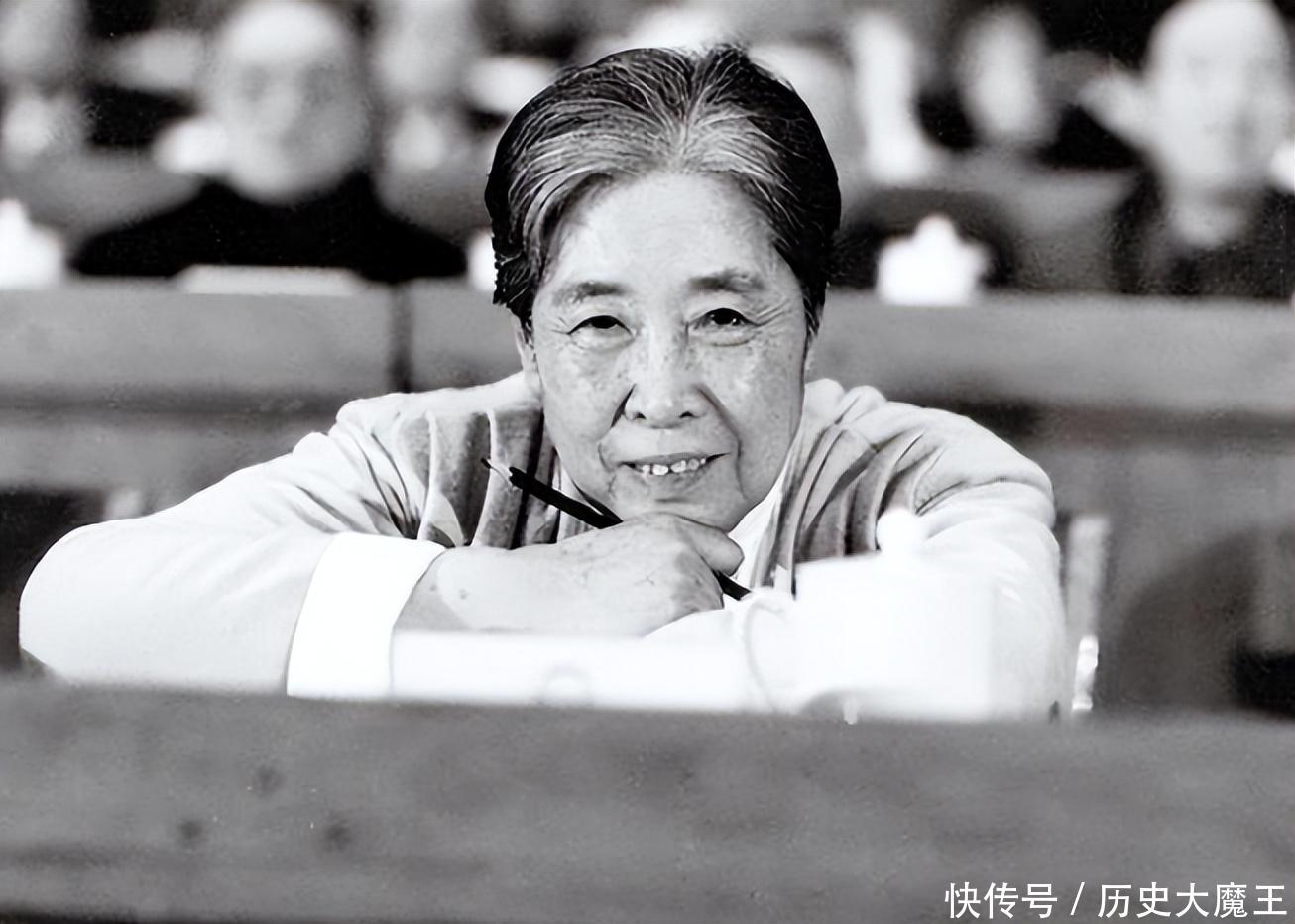 84年郭法曾扮演刘少奇亮相后，王光美是何态度：法曾能喝，拿酒来 - 360娱乐，你开心就好