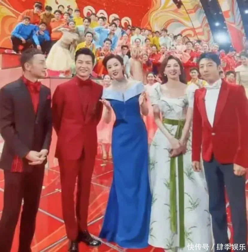央视春晚主会场主持人曝光,你们期待的都在!四大分会场静待揭晓 - 360娱乐,你开心就好