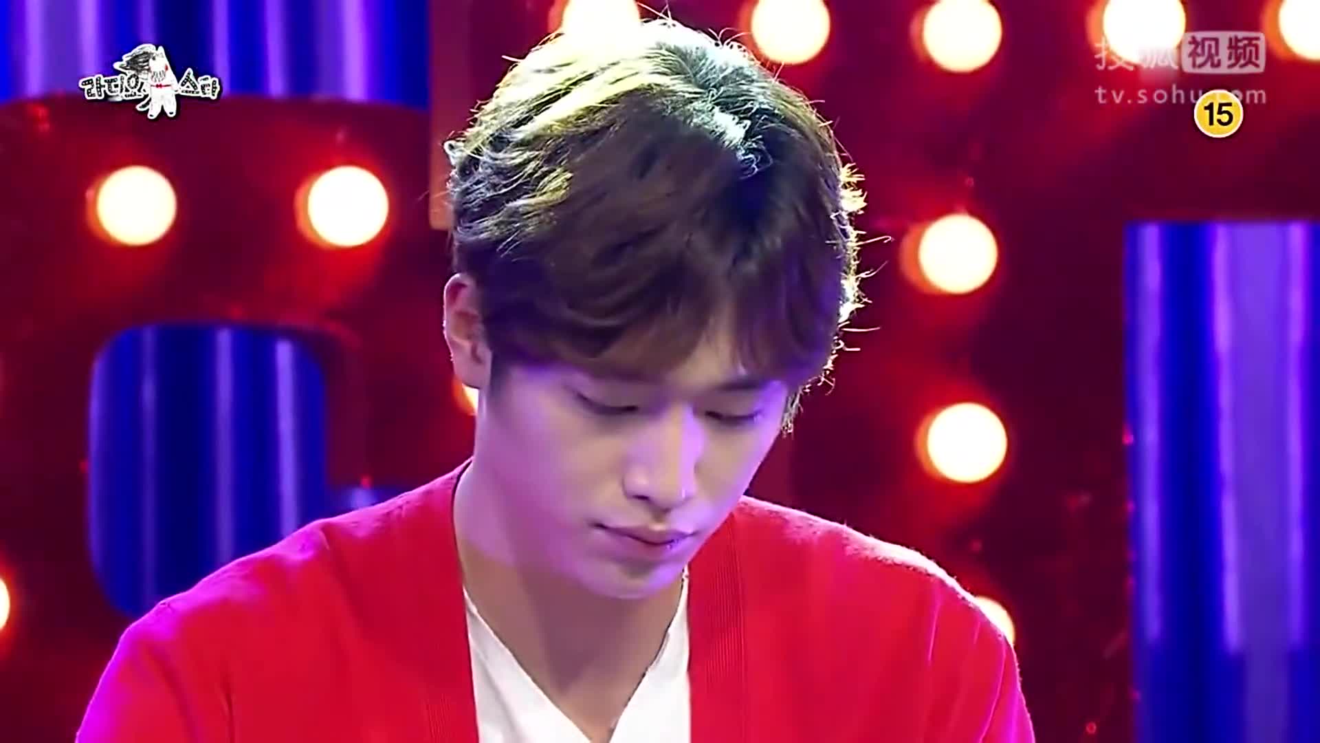 《radio star》徐康俊深情演奏钢琴曲