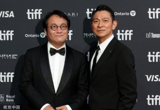 刘德华宁浩红毯先生定档1027荒诞讥讽娱乐圈