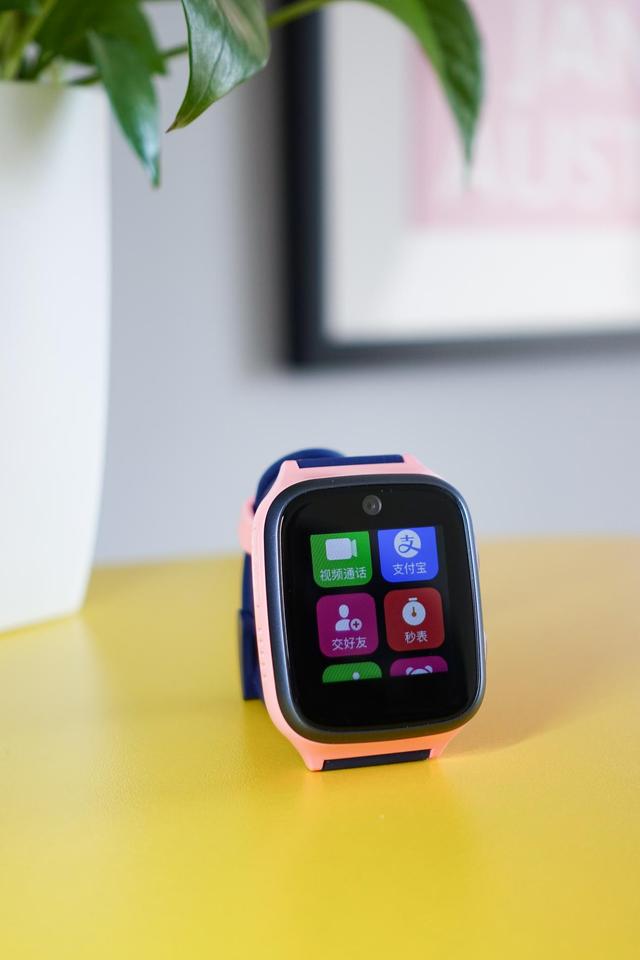移动联通4g能视频通话又能当钱包还防水,360儿童手表8x上手评测