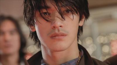 两个只能活一个