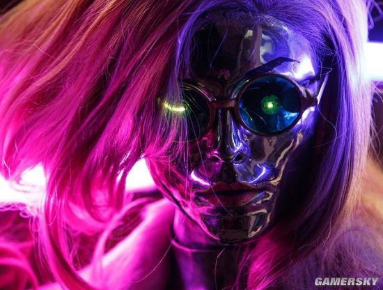 俄妹cos赛博朋克2077女歌星lizzywizzy金属光泽的性感