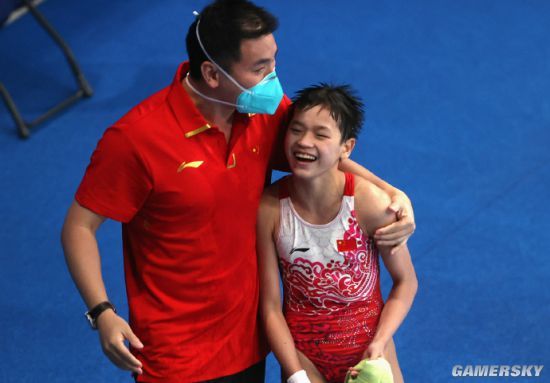 14岁全红婵10米台夺金三跳满分创奥运会新世界纪录