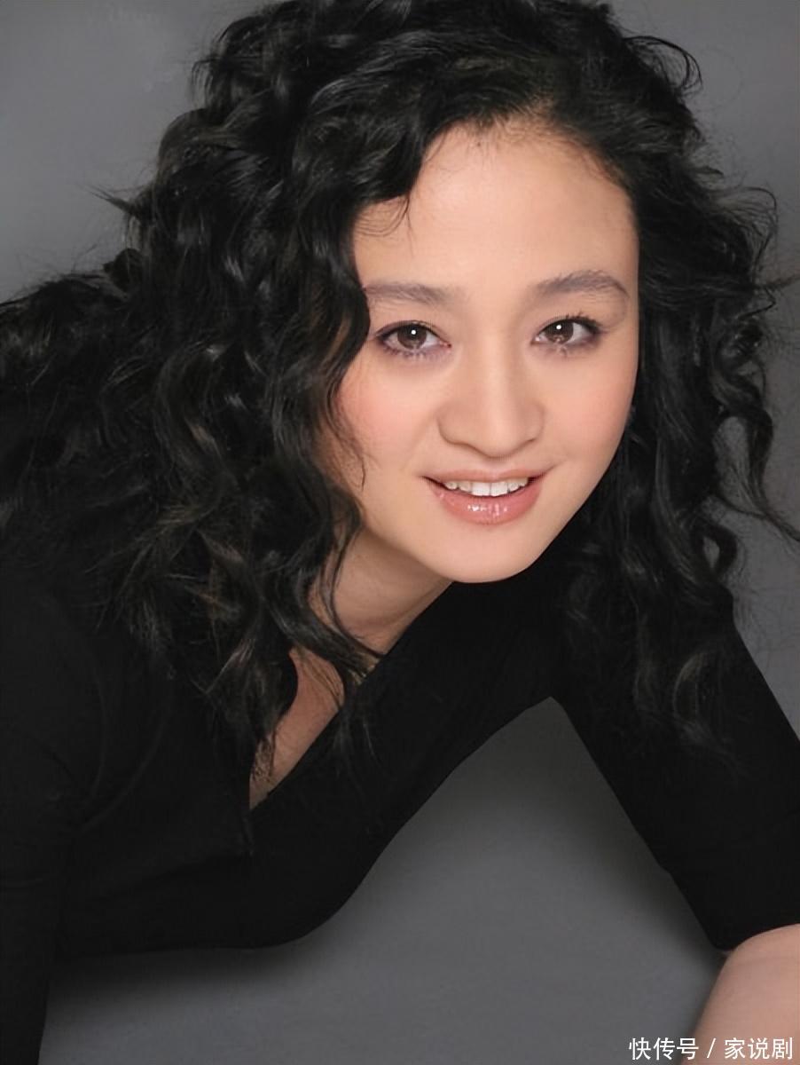伍宇娟:离婚后至今单身,她一肩挑起两代人的重担 - 360娱乐,你开心就好